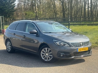 Peugeot 308 SW 1.2 PureTech Allure /Navi/Pano/Cruise/