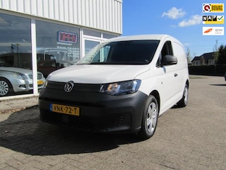 Volkswagen Caddy Cargo 2.0 TDI Comfort euro 6 van binnen en buiten netjes en goed. Zuinige, betrouwbare, goede nieuw model Caddy.