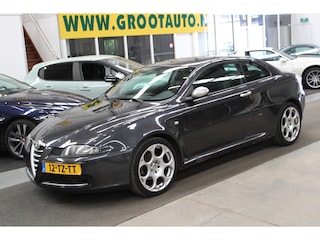 Alfa Romeo GT 2.0 JTS Distinctive Airco, Cruise control, Lederen sportstoelen