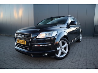 Audi Q7 4.2 FSI quattro 5+2 S-Line Panoramadak 7 Persoons  Luchtvering Leder  KeyLess  Bose  Afneembare Trekhaak
