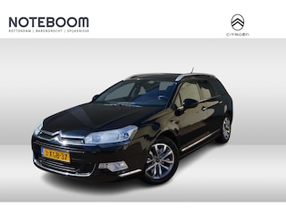 Citroën C5 Tourer 1.6 THP Collection I 155PK motor I handgeschakelde 6 bak I Lederen bekledingI Trekhaak I Allesdragers I Diverse kleine beschadigingen, maar wel een verschijning deze C5 Tourer I Zeer comfortabel vanwege de hydraulische vering