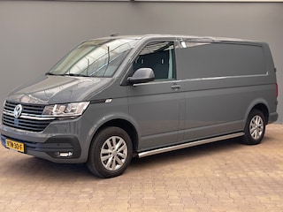 Volkswagen Transporter 2.0 TDI L2H3 28 Highline | Automaat! | Trekhaak | Sidebars | Parkeersensoren |