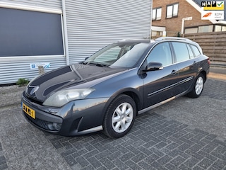 Renault Laguna Estate 2.0 Dynamique NAV.+ Clima Bj:2010 NAP!