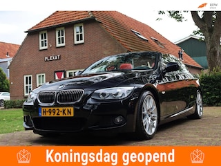 BMW 3-serie Cabrio 325i Exclusive HANDGESCHAKELD | M-Pakket | Historie | Korall-rot Interieur | UNIEK | Facelift | Prof. Navi |