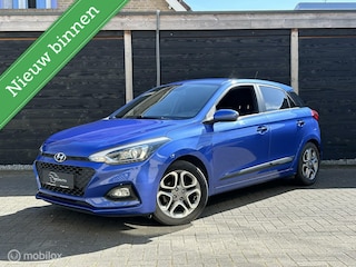 Hyundai i20 1.2 i-Motion Clima / LM / PDC / camera / Trekhaak/ 79.972KM