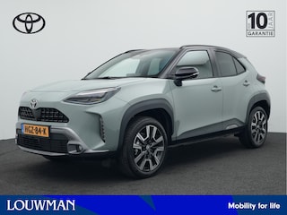 Toyota Yaris Cross 1.5 Hybrid 130 Launch Edition *DEMO* | Dodehoek Ass. | Panoramadak | LM velgen | Camera | Parkeersensoren | JBL | Head up Display |