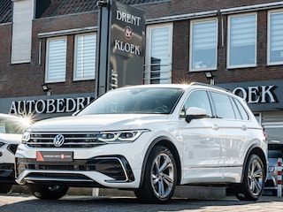 Volkswagen Tiguan 1.4 TSI eHybrid R-Line Business+ IQ LIGHT CAMERA TREKHAAK 19 INCH APPLE CARPLAY DODEHOEK
