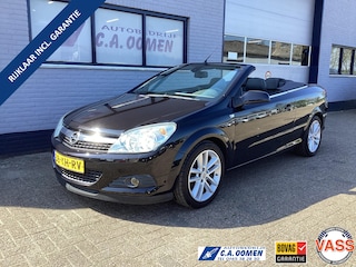 Opel Astra TwinTop 1.6 Temptation Airco, Lederen bekleding, LM velgen 17", radio/cd speler etc RIJKLAAR INCL GAR