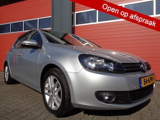 Volkswagen Golf 1.2 TSI Highline BlueMotion 105PK Clima Cruise Navi LMV Trekhaak