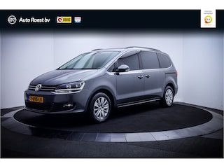 Volkswagen Sharan 1.4TSI 7Pers EXCLUSIVE Series NAVI | CARPLAY | STOELVERW | AFN TREKHAAK | CLIMA | PDC V+A | LMV