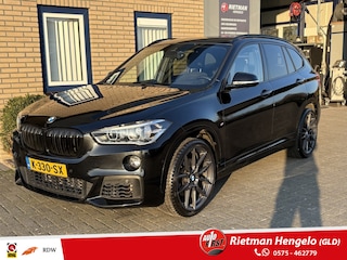 BMW X1 sDrive20i High Exec. PANO-M PAKET- ALCANTARA STOELEN