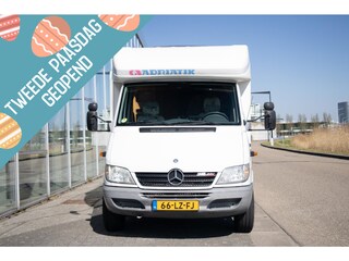 Adria Mobil Adriatik Stargo 670 MB 5 cilinder slechts 111.000 KM!