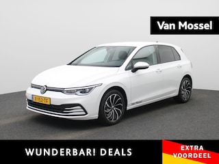 Volkswagen Golf 1.0 eTSI Life Business led matrix (iq.light) | 17 inch lichtmetaal | Navigatie | Stoelverwarming |