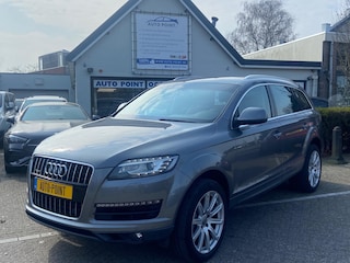 Audi Q7 3.0 TDI 4x4/NAVI/KEYLESS/DVD/XENON-LED/PDC