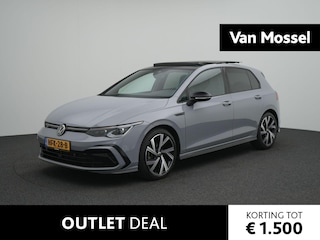 Volkswagen Golf 1.5 eTSI R-Line Business PANORAMADAK | R-LINE 2X | BLACK PAKKET | NAVIGATIE | APPLE CARPLAY | STOEL & STUURVERWARMING | ADAPTIEVE CRUISE | CAMERA | KEYLES ENTREE | IQ LIGHTS VOOR & ACHTER |