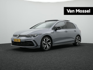 Volkswagen Golf 1.5 eTSI R-Line Business PANORAMADAK | R-LINE 2X | BLACK PAKKET | NAVIGATIE | APPLE CARPLAY | STOEL & STUURVERWARMING | ADAPTIEVE CRUISE | CAMERA | KEYLES ENTREE | IQ LIGHTS VOOR & ACHTER |