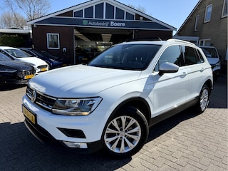 Volkswagen Tiguan 1.4 TSI Connected Series Panoramadak, Virt.Display , Trekhaak