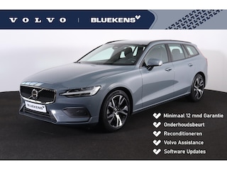 Volvo V60 B3 Essential - IntelliSafe Assist & Surround - Parkeercamera achter - Verwarmde voorstoelen, stuur & achterbank - Parkeersensoren voor & achter - Draadloze tel. lader - Elektr. inklapbare trekhaak - 18' LMV