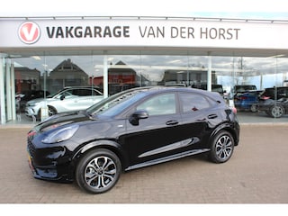 Ford Puma 1.0-125pk EcoBoost Hybrid ST-Line. April 2024 ! Slechts 7.400km ! Autm. airco, navigatie, telefoonvoorb., camera, pdc v+a, parkeerassistent, LED verl., metallic lak, LM wielen, stoel-, stuur- en voorraamverw., lane- en sideassist, adapt. cruise cntrl etc