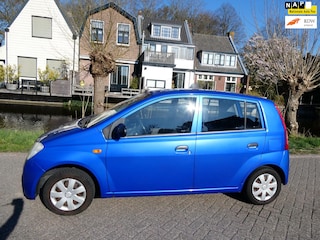 Daihatsu Cuore 1.0-12V 5-deurs Airco Zuinig Stuurbekr. APK April 2026