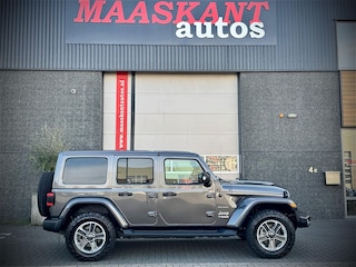 Jeep Wrangler 2.2D Sahara / Alpine / Camera / Carplay / NL Auto / JUST SERVICED!