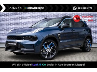 Lynk & Co 01 1.5 | Elektr. Panoramadak | Camera | Adaptieve Cruise Control | Elek. Achterklep | Stoelverwarming | Apple Car Play | Parkeersensoren voor + achter