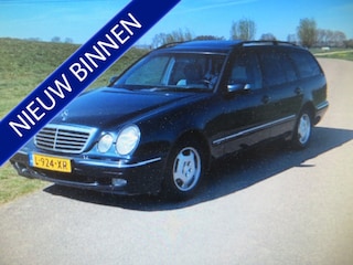 Mercedes-Benz E-klasse Combi 240 Classic-AUT-AIRCO-44.236km-NIEUWSTAAT!!