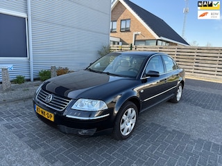 Volkswagen Passat 2.3 V5 Highline Automaat Nav.+ Clima Bj:2003 NAP!