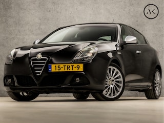 Alfa Romeo Giulietta 1.4 T Distinctive Sport 170Pk Automaat (NAVIGATIE, CLIMATE, LEDER, XENON, SPORTSTOELEN, XENON, CRUISE, NIEUWE APK, NIEUWSTAAT)