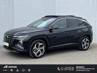Hyundai Tucson 1.6 T-GDI PHEV Premium Sky 4WD / 100% Dealer onderhouden / Trekgewicht 1.350 kg / Elektrisch Glazen schuif- en kanteldak / Elektrische achterklep / Camera 360° / Apple Carplay & Android Auto / Stuur- en stoelverwarming voor en achter / Stoelverkoeling / Krell Soundsystem / Adaptieve Cruise Control / Parkeersensoren voor en achter / Keyless Entry / Ski-luik