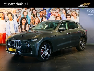 Maserati Levante 3.0 V6 D AWD GranSport ~ 1e eigenaar ~ * AUTOMAAT* *Schuif/kanteldak* - Harman Kardon Audio, Rondomzicht camera