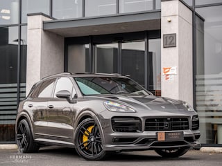 Porsche Cayenne 4.0 Turbo S E-Hybrid TECHART / Org. NL / Carbon / Ceramic