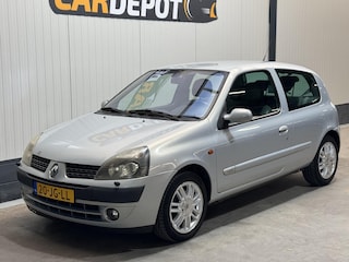 Renault Clio 1.6-16V Initiale