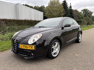 Alfa Romeo Mito 1.4 T Distinctive / NAVI / AIRCO ECC / 164dkm!