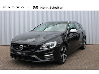 Volvo V60 1.5 T3 Nordic+ Sport | Navigatie| R-design| Standkachel| Stoeverwarming voor| Trekhaak| Bi-Xenon koplampen|