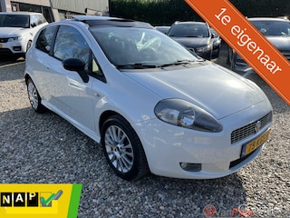 Fiat Punto Grande 1.4 NeroBianco,Panoramak-dak,1e eigenaar
