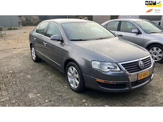 Volkswagen Passat 2.0 TFSI Highline Business