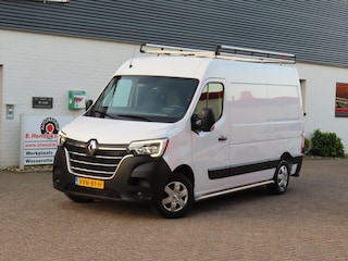 Renault Master GB 2.3 Blue dCi 135pk L2H2 T35 FWD Work Edition/ All season banden/ Imperiaal + ladder/ Camera achter/ Trekhaak/ Navi/ 1 Eigenaar/ Origineel NL/ NAP