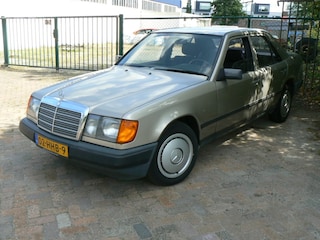 Mercedes-Benz 200-serie 230 (w124) Volledig belastingvrij 230 E