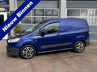 Ford Transit Courier 1.5 TDCI Trend Airco,Trekhaak,Cv,Electr.ramen Bj 2017 Ideale bestelbus !!