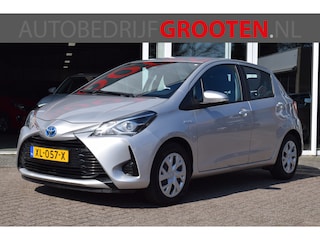 Toyota Yaris 1.5 Hybrid Active//Navi//Camera!!