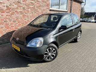 Toyota Yaris 1.0-16V VVT-i