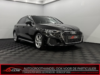Audi A3 Sportback 30 TFSI S-line Airco, Navi, Parkeersensoren, Virtual desk, Cruise control, Stoelverwarming, A start stop