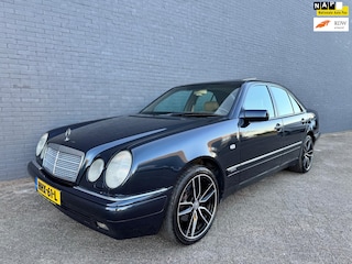 Mercedes-Benz E-klasse 280 Classic|SCHUIFDAK|AIRCO|AUT|RIJD PERFECT|
