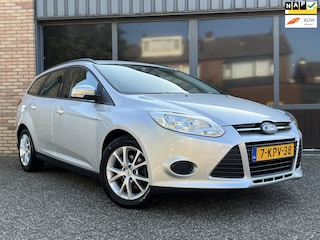 Ford Focus Wagon 1.0 EcoBoost Airco Cruise Navigatie