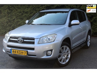 Toyota RAV4 2.0 VVTi Executive Business 158PK | Full option! | Parkeercamera | Trekhaak | Stoelverwarming | Elektrische stoelen
