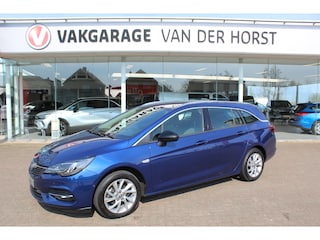 Opel Astra Sports Tourer 1.2 110pk Elegance Climate control , Camera , Cruise control , Stoel en stuur verwarming Bluetooth , LED dagrijverlichting ,