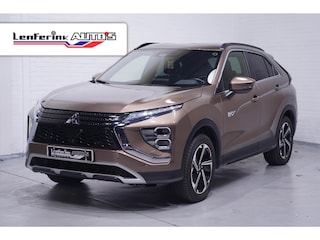 Mitsubishi Eclipse Cross 2.4 PHEV Intense+ Navi Camera Leder/alcantara Pdc Stoelverwarming