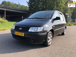 Hyundai Matrix 1.6i Active Pure Lederen bekleding*Parksensor*Trekhaak*Schuifdak*APK*