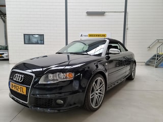 Audi A4 Cabriolet 4.2 V8 RS 4 quattro 2e Paasdag Geopend !!! Exclusive met schaal stoelen youngtimer